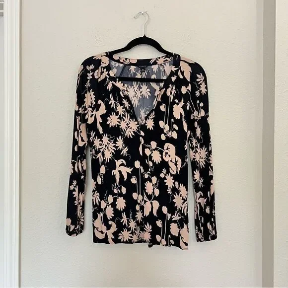 Ann Taylor Black Tan Floral Print Stretchy Long Sleeve Blouse Top Size SP - Picture 3 of 9